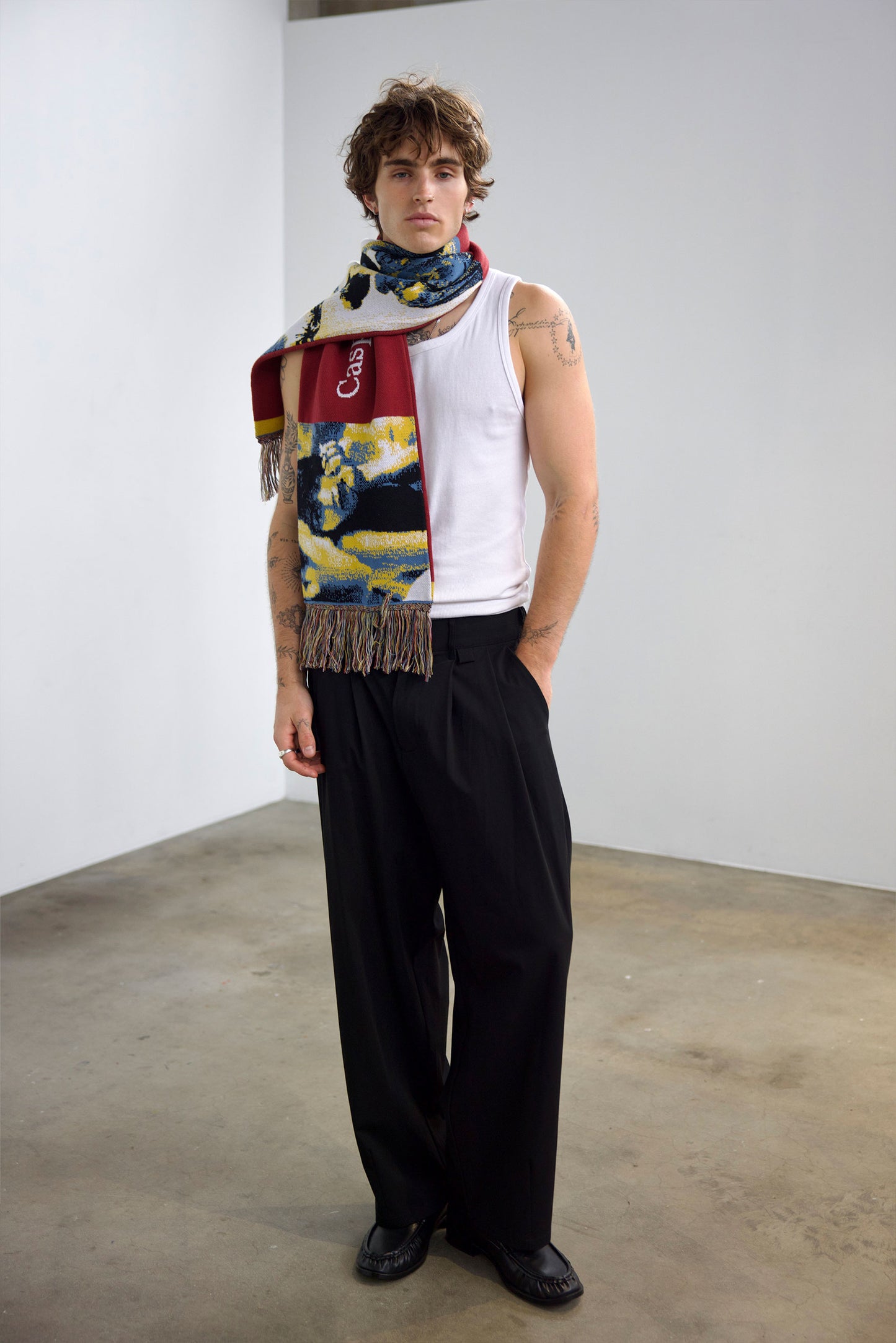 Kairaku (快楽) Scarf