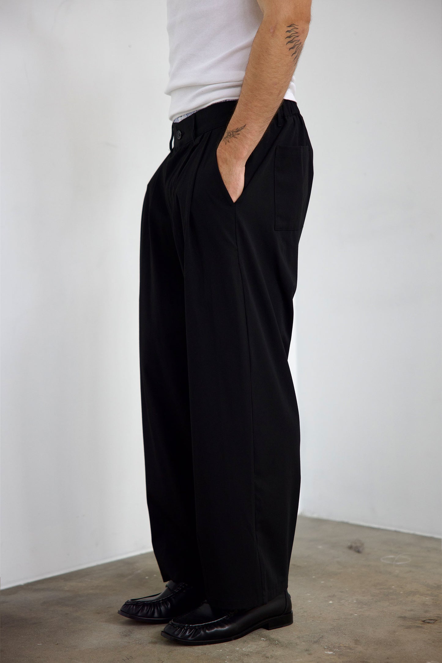 Pleated Pant - Black