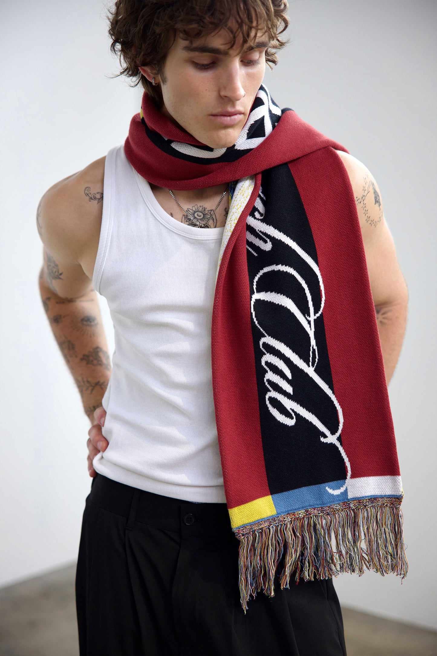 Kairaku (快楽) Scarf