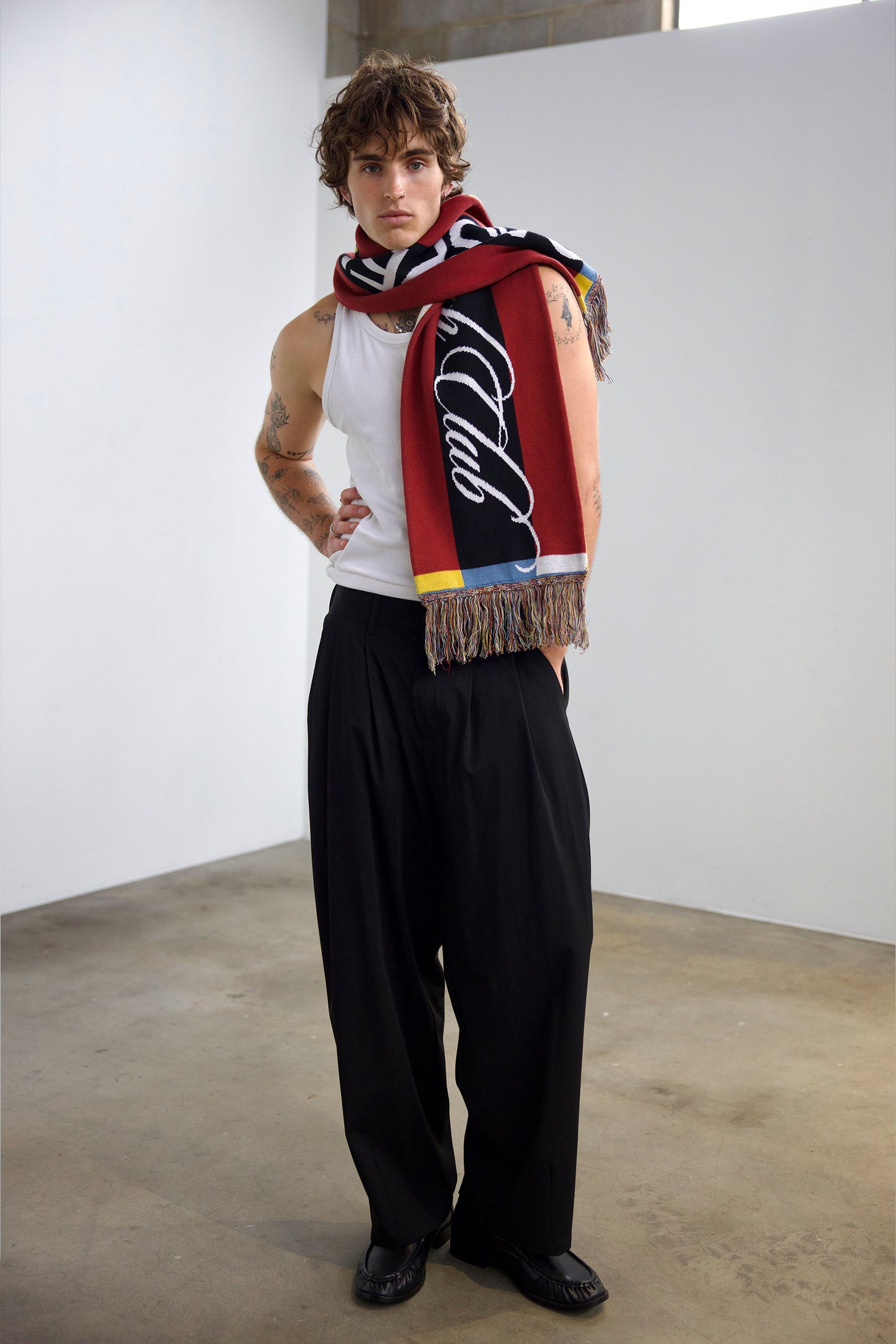 Kairaku (快楽) Scarf